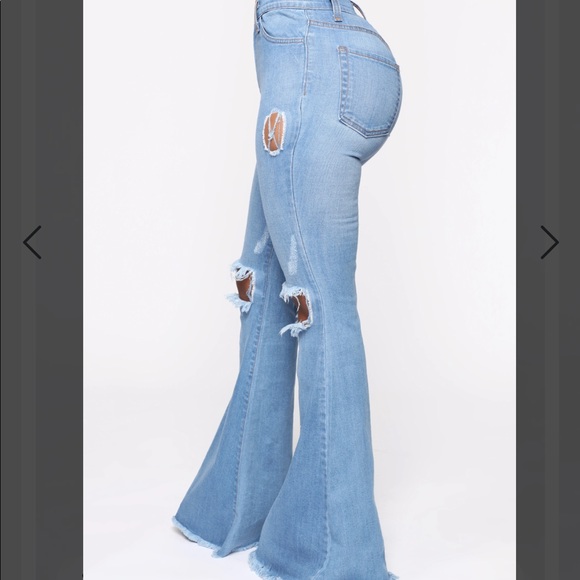 🥀DONATING 12/30 Dazed For Days Flare Jeans Distressed - Picture 5 of 6